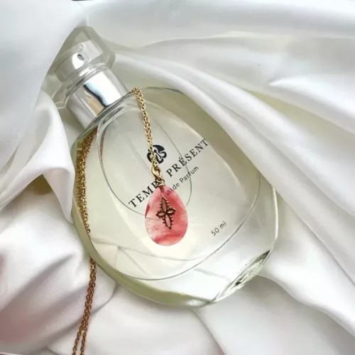 Anziehungskraft der Liebe - Set-Parfüm, 50 ml + Rosenquarz-Halskette als Geschenk